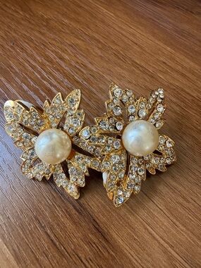 Vintage Faux Pearl & Crystal Gold-Tone Floral Clip-On Earrings